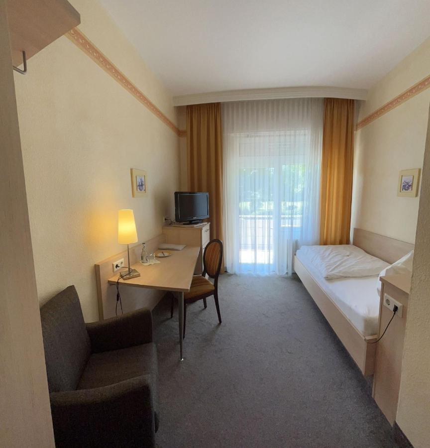 באד ווסטרנקוטן Kurhotel Haus Am Park מראה חיצוני תמונה